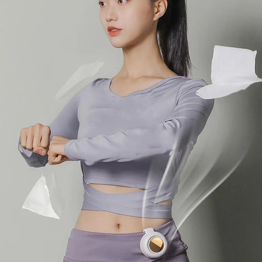 Summer Cooling Fan Clip Portable Buckle Small Fan Mini Waist Hanging Handheld Silent Bladeless Clip Fan New Type ﻿Strong Wind